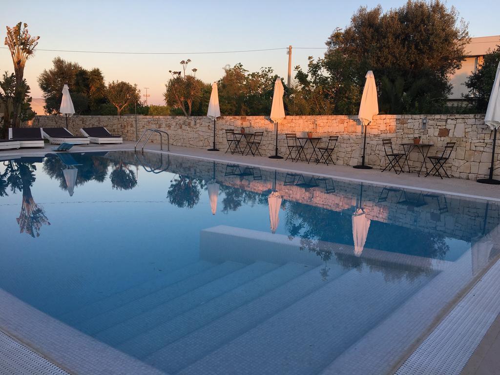 Carone Suite-Charme&Pool Polignano a Mare Buitenkant foto